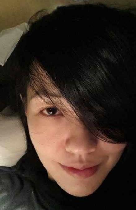 小S自拍“高潮眼”床照再掀情色风暴（图）