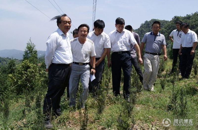 张俊以：雷政富罕见照【图】