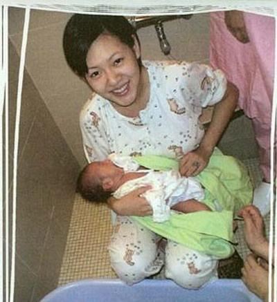 杨幂领衔给宝宝喂母乳的十大女星（图）