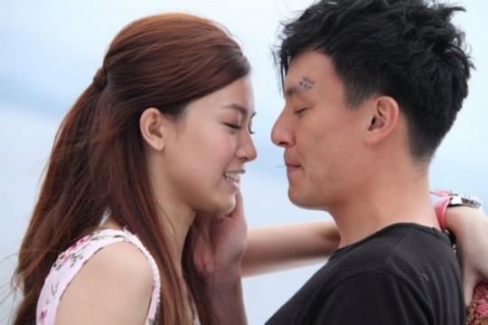 张震与当红女星大尺度激情戏曝光（图）