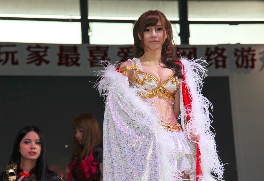 宅男女神叶梓萱爆乳装露点照曝光（图）