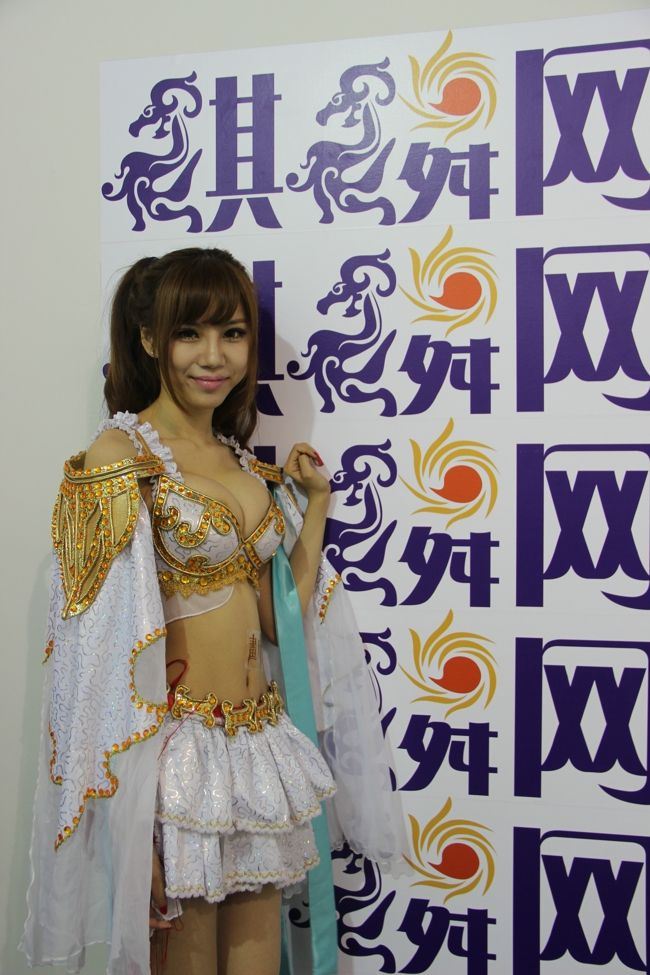 宅男女神叶梓萱爆乳装露点照曝光（图）