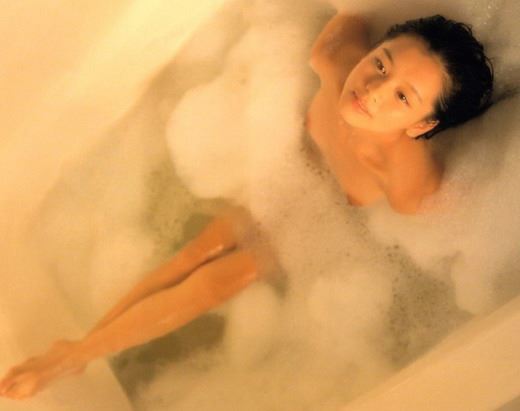 38岁徐若瑄早年大尺度性感艳照（图）