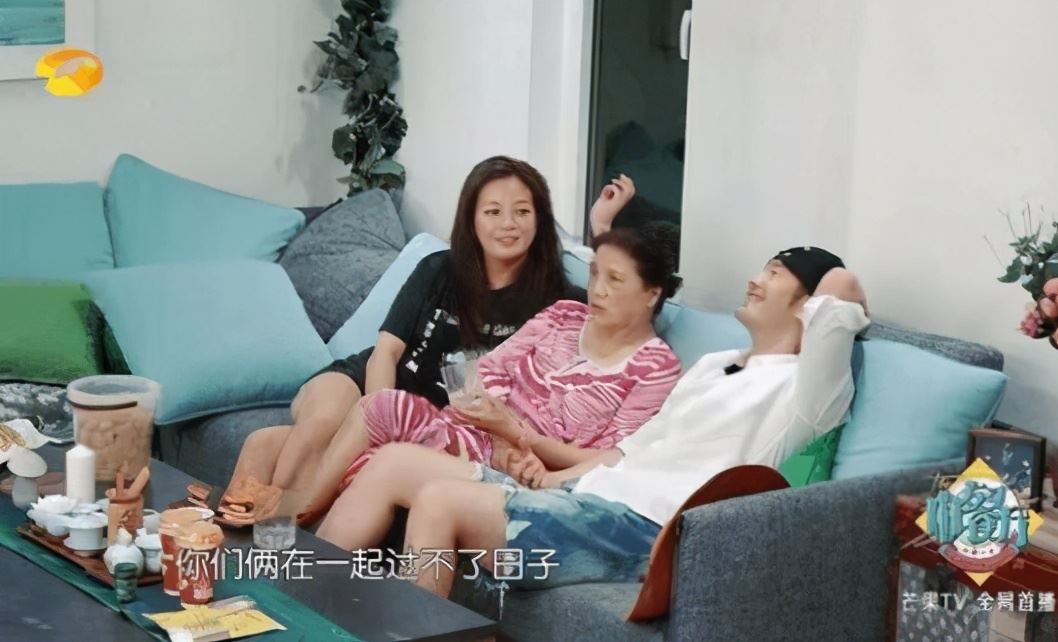 赵薇和黄晓明的娱乐圈老友记,果然比世纪婚礼更长久