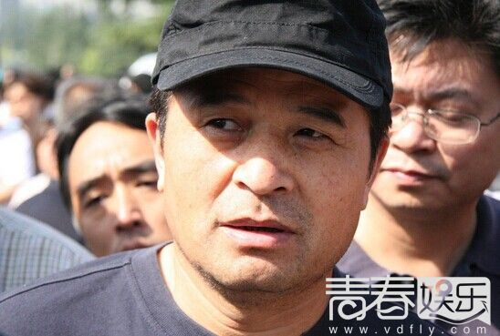 央视调查毕福剑 不雅视频发布者身份曝光信息量令人瞠目