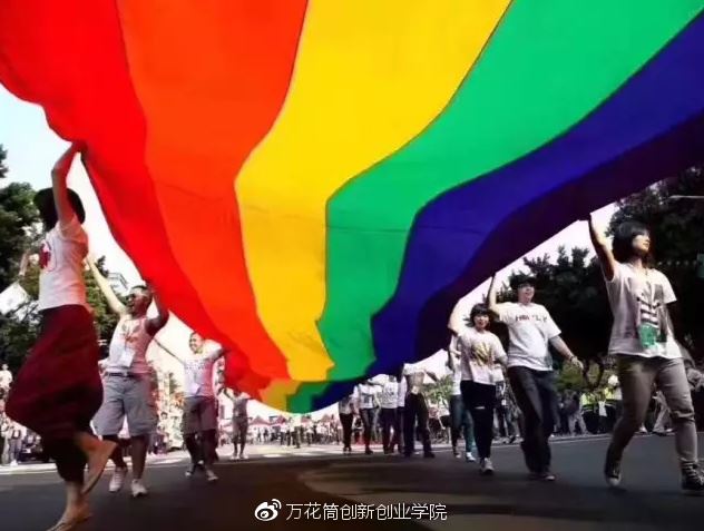 台湾同性婚姻合法化,祁家威为同性恋平权争取了31年