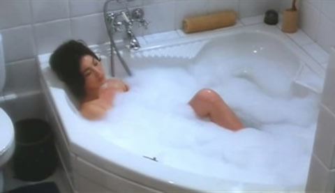 48岁温碧霞早年三级片激情戏曝光（图）