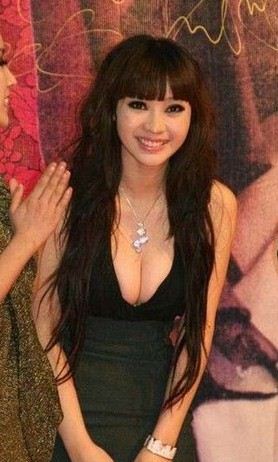 盘点称霸亚洲的十大巨胸女星（图）