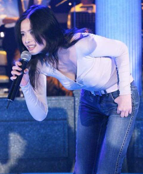 萧淑慎早年大尺度爆乳照曝光（图）