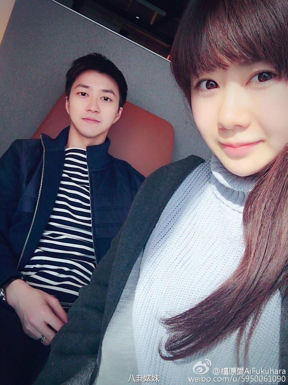 福原爱江宏杰婚纱照来啦！爱酱抹胸大秀事业线两人情史揭秘