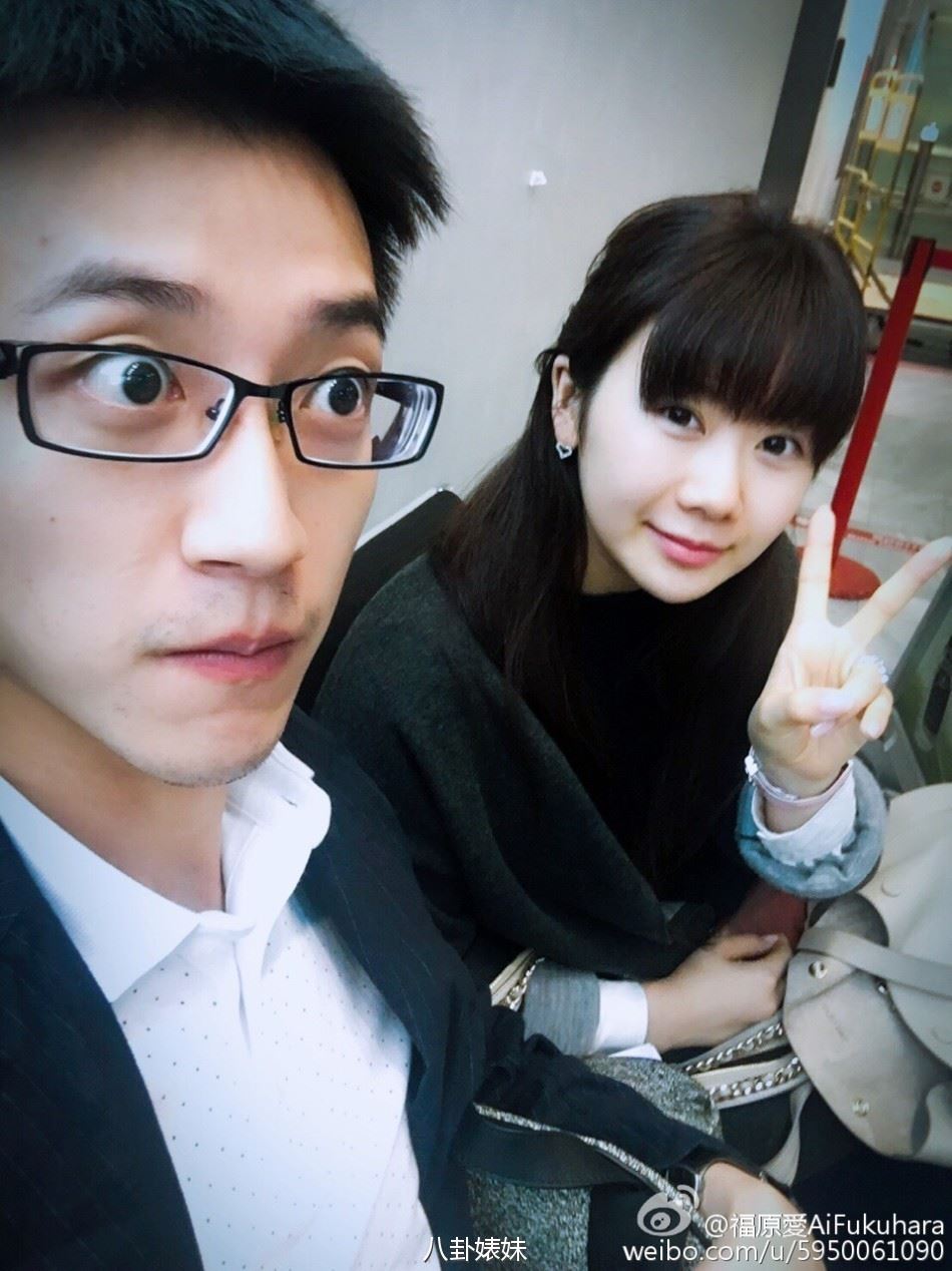 福原爱江宏杰婚纱照来啦！爱酱抹胸大秀事业线两人情史揭秘