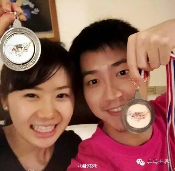 福原爱江宏杰婚纱照来啦！爱酱抹胸大秀事业线两人情史揭秘