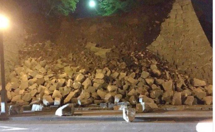 日本熊本县7级地震有点蹊跷（现场照片）