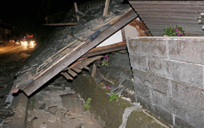 日本熊本县7级地震有点蹊跷（现场照片）