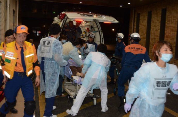 日本熊本县7级地震有点蹊跷（现场照片）