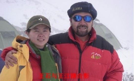 王石前妻的大度对比潘石屹老婆的强势，简直弱爆了！