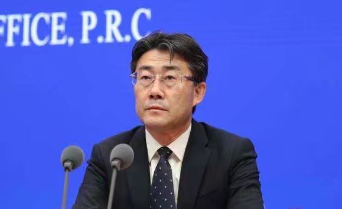 (热点人物)疫情下的中国疾控中心主任高福成为争议人物