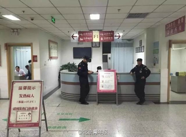 为什么治安警抓嫖不能像交通警那样现场开罚单而是立即带往警局?
