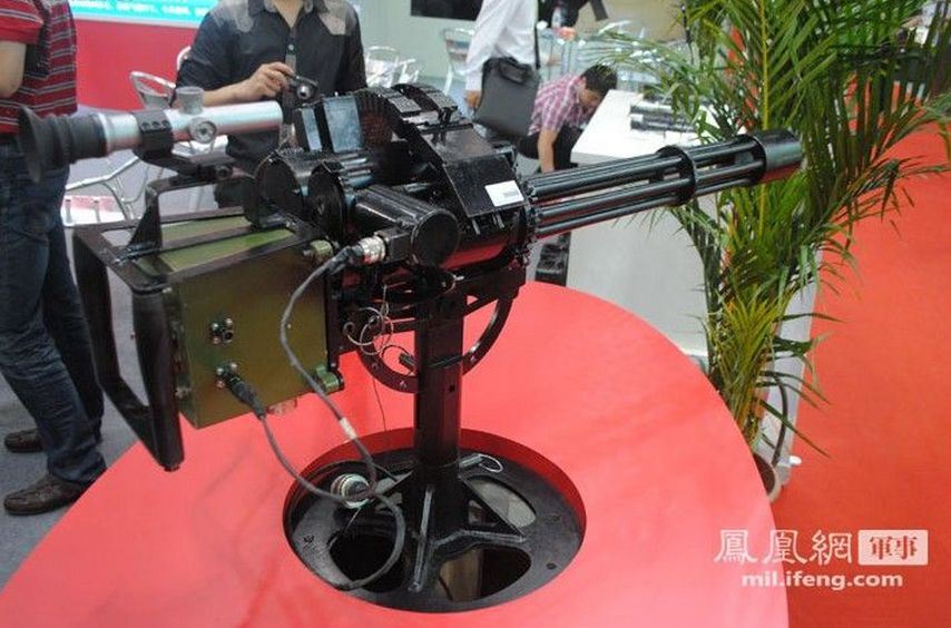 城管成立武装部,警察装备重机枪