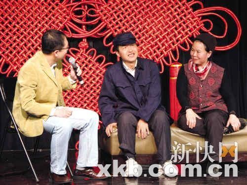 深圳网友办“山寨春晚” 全程网络直播(组图)