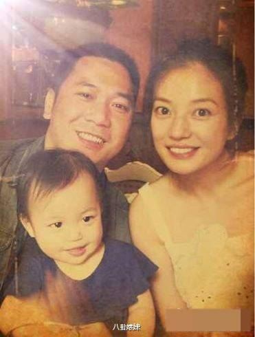 钟汉良谢易桦两度同框，隐婚生女坐实？揭娱乐圈的隐婚明星
