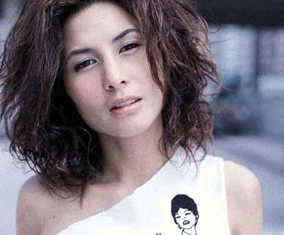 20位中外混血儿美女明星谁最养眼?(图)