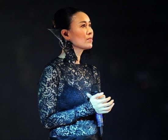 盘点大胆露肉出奇制胜的十大女星（图）