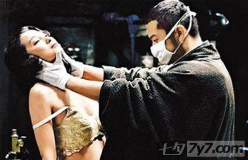 女明星为了演艺事业甘愿被“强暴”