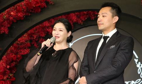 大S参加安以轩婚宴,长达六年“不和”终破冰同框!