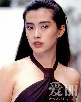 “女星陪酒价目表”全新曝光 揭富商关注的十大女星