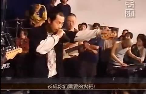 诗人吴吞：“舌头还是舌头，我还是我”