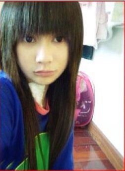 女神内勤走红男生“求交往” 揭网络美女“真相”