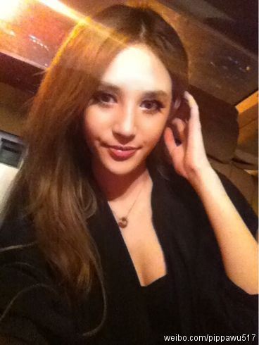 女神内勤走红男生“求交往” 揭网络美女“真相”