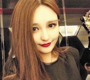 女神内勤走红男生“求交往” 揭网络美女“真相”