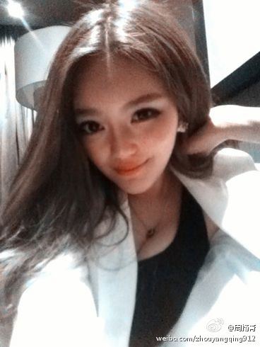 女神内勤走红男生“求交往” 揭网络美女“真相”