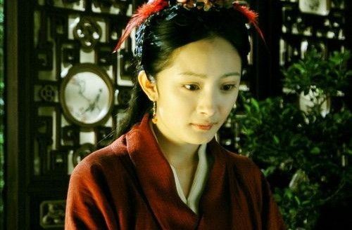 杨幂曾自曝新红楼潜规则