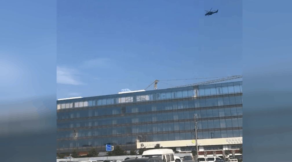 徐州一钢厂内发生“打斗“,警方出动直升机处理