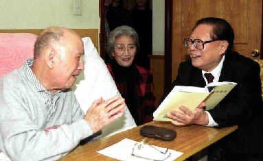 我们应该学习钱学森哪三种精神