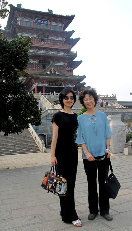 独家披露：许戈辉有位英雄的妈妈 （组图）