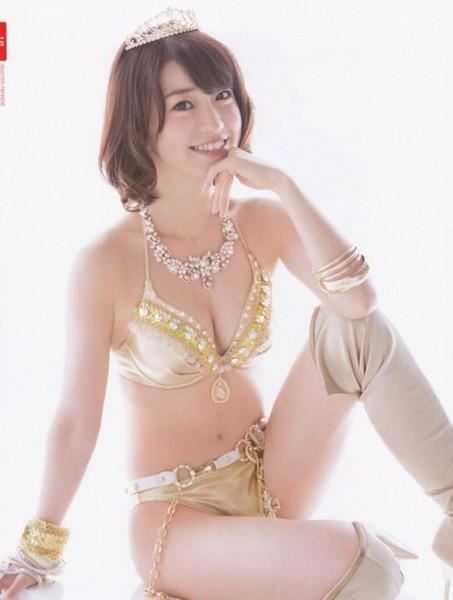 日本女星为何抢着脱衣拍全裸写真（图）
