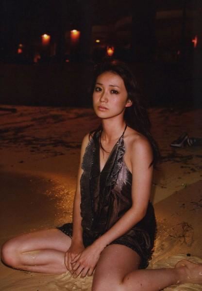 日本女星为何抢着脱衣拍全裸写真（图）