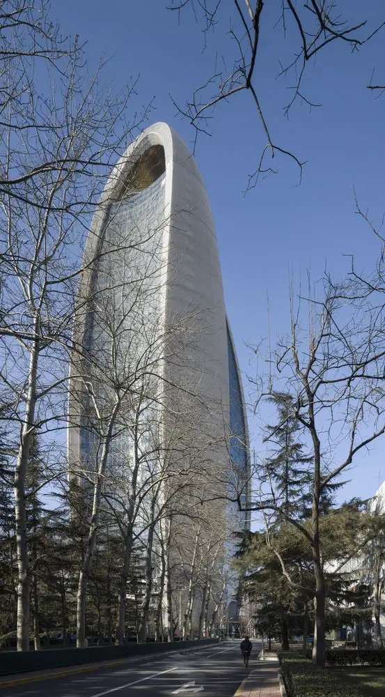 独特的人民日报大楼