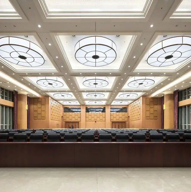 独特的人民日报大楼