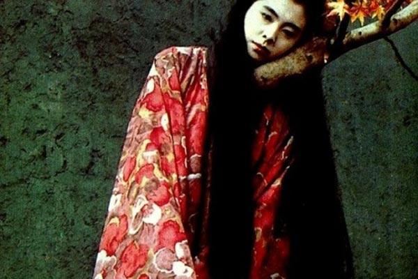 46岁王祖贤早年大尺度激情床照曝光（图）