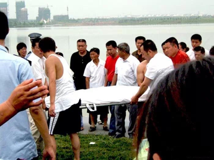 合肥天鹅湖11年溺亡57人成夺命湖