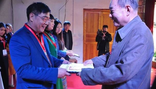 马东旭：文学路上追梦人