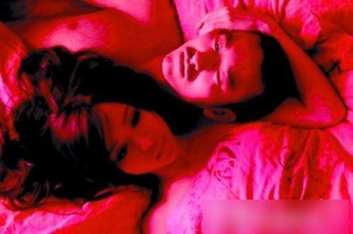 为激情床戏勇敢献身30位女星（图）