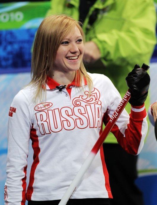 温哥华冬奥会十国冰壶美女斗艳大PK(图)