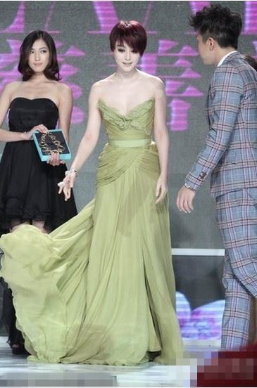 2011芭莎明星慈善夜十大最美女星