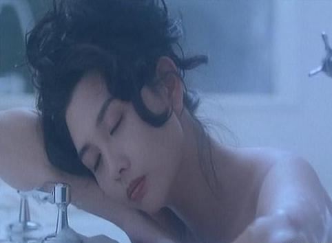 45岁邱淑贞早年大尺度激情床戏照曝光（图）